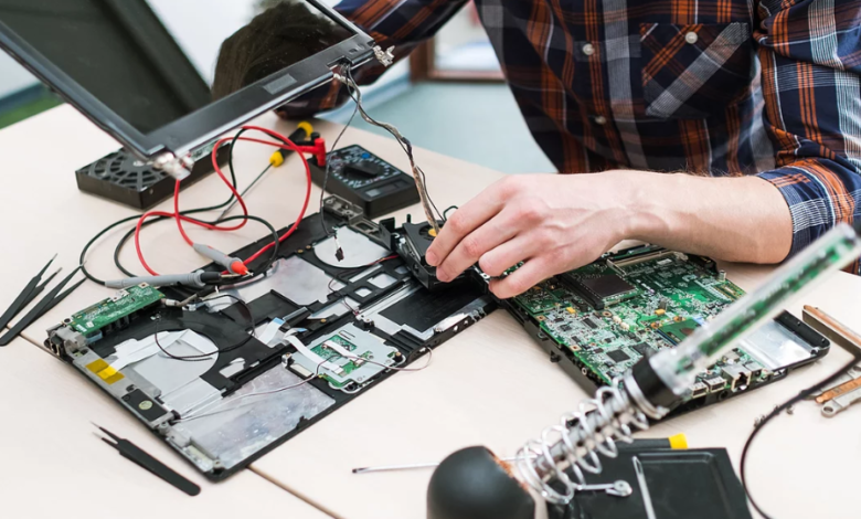 When Tech Trouble Strikes: How to Find the Best Computer Repairs